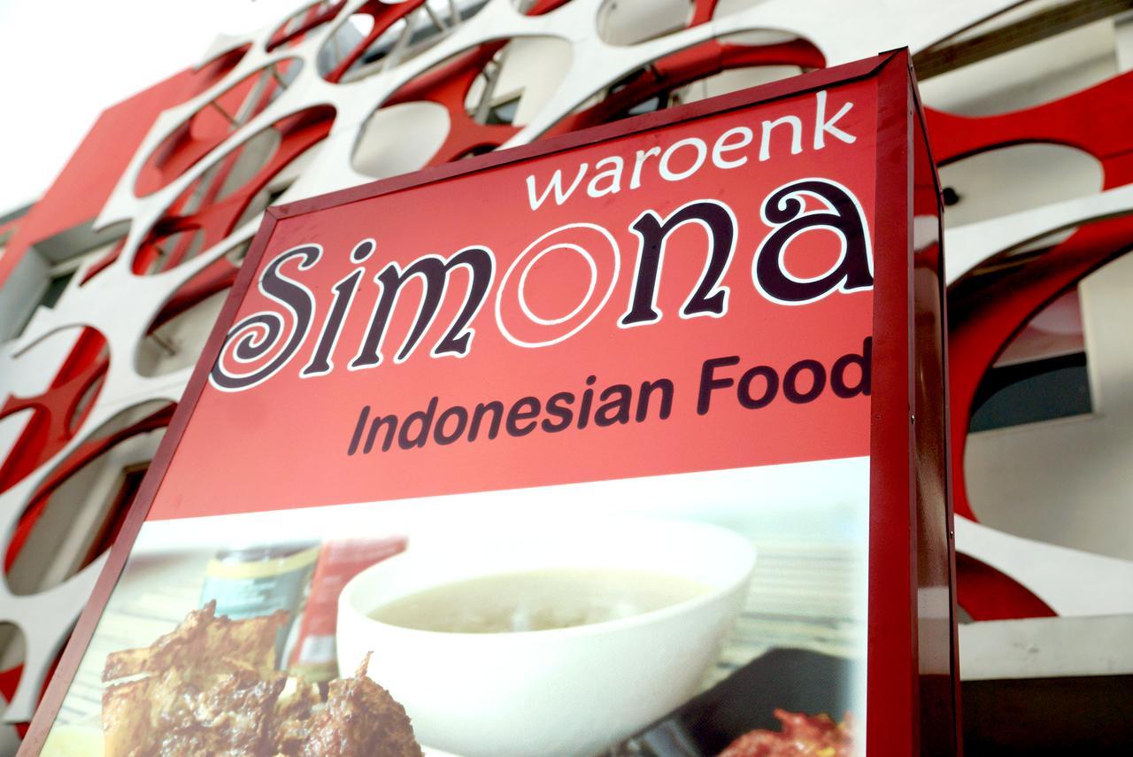 Oyo 1489 Simona Hotel Kerobokan  Ngoại thất bức ảnh